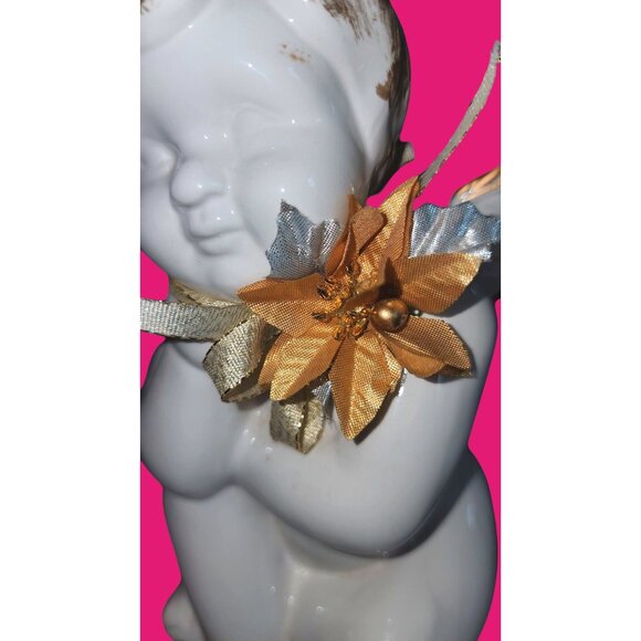 White & Gold Ceramic Angel Figurine With Floral Bow Details - Picture 7 of 9